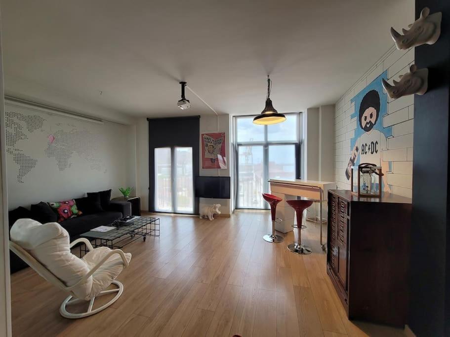 Magic Sea Views In Apartment